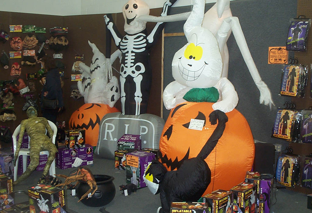 Photo of a Halloween Costume Pop-up Shop
